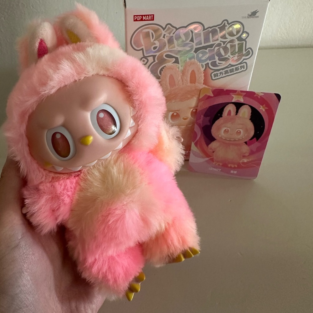 READY TO SHIP! Big Into Energy Labubu “Loyalty”